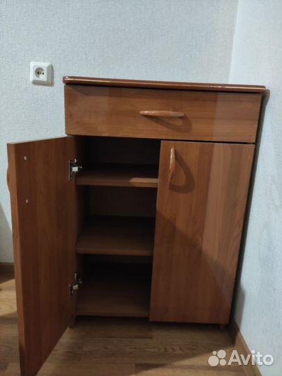 Тумба для прихожей