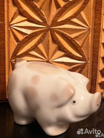 Статуэтка фигурка Хрюшка свинка поросенок