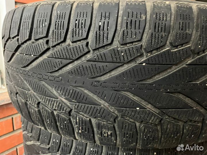 Nokian Tyres Hakkapeliitta R2 SUV 285/60 R18 116R