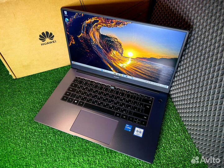 Ноутбук как новый huawei MateBook D 15