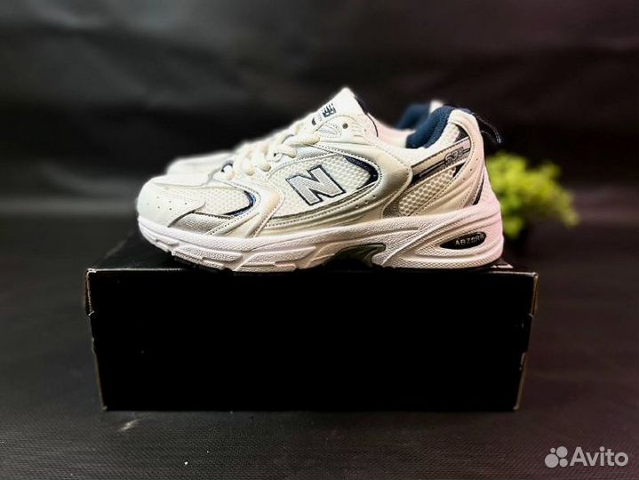 Кроссовки New Balance 530 осень