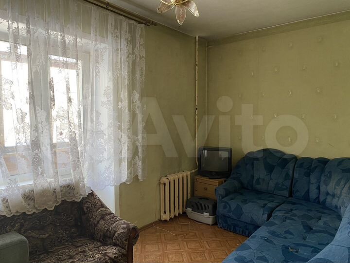 Комната 11 м² в 2-к., 3/5 эт.