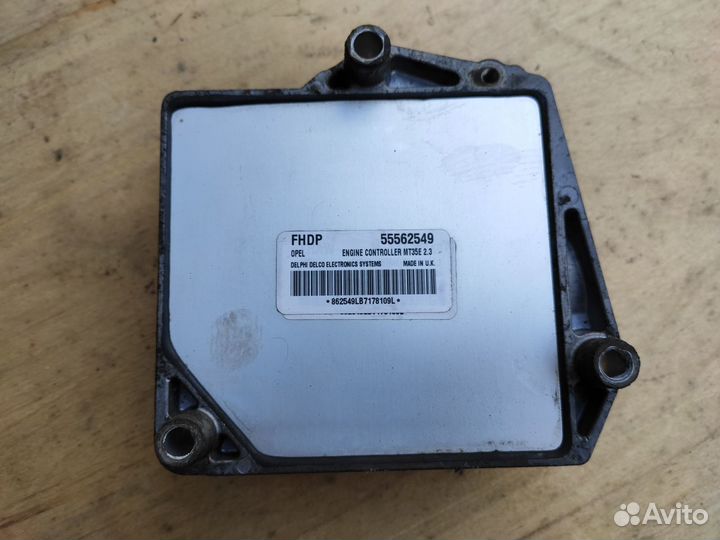 Эбу Z16XE1 55562549 на Опель Астра Н Зафира Б