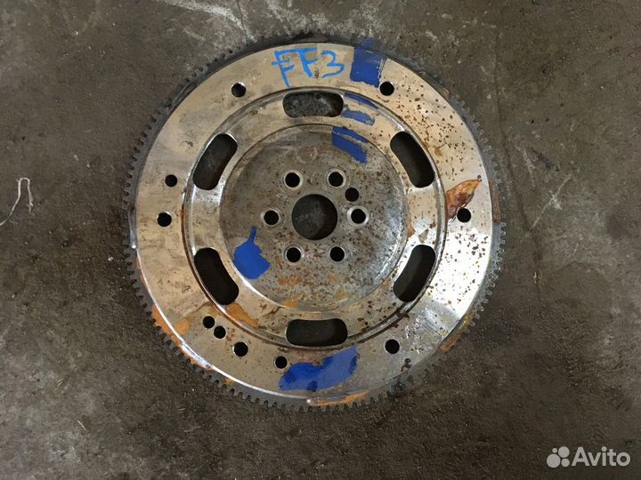 Маховик двигателя (Ford Focus)