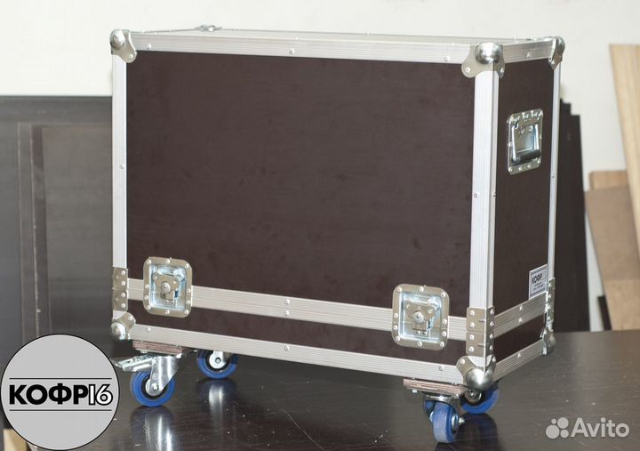 Кофр для музыкального комбаря