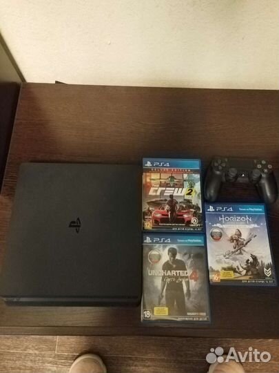 Sony playstation 4 ps4 slim