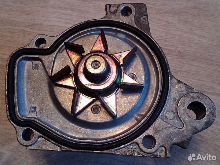 Насос водяной помпа honda civic