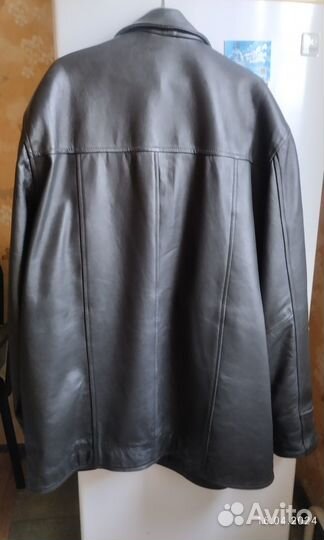 Куртка пиджак кожаная.Размер 56-58.Цвет коричневый