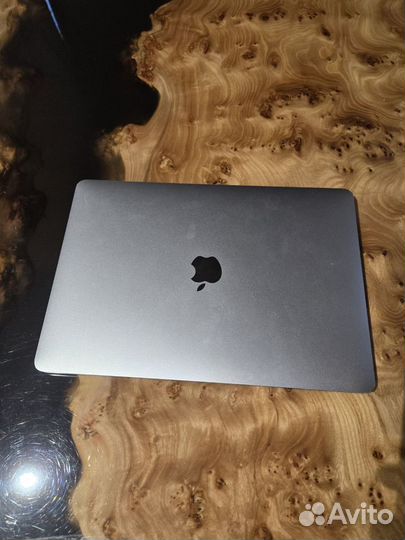 Apple MacBook air 13 8/256