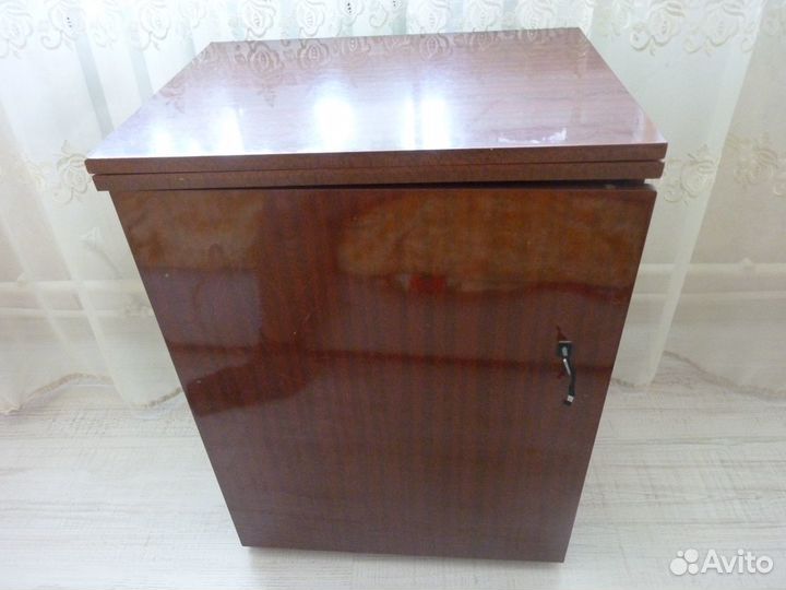 Швейная машинка