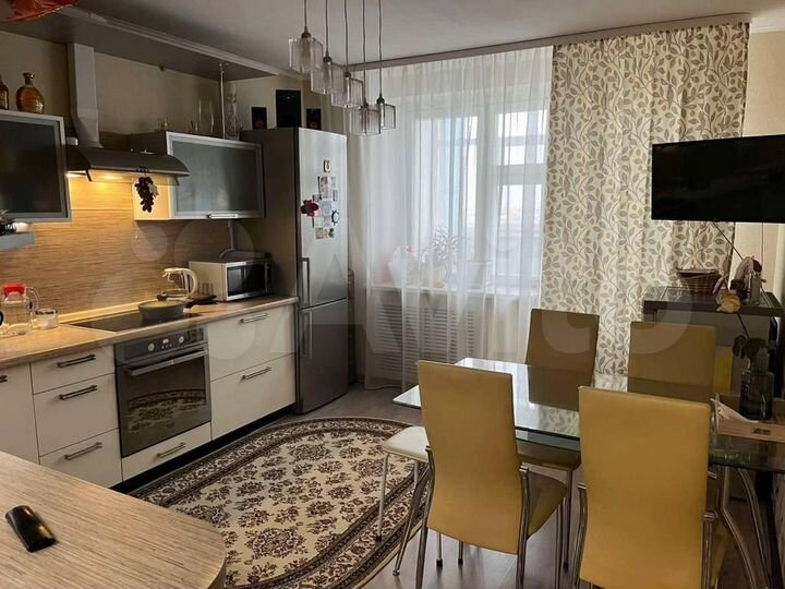 2-к. квартира, 66 м², 13/14 эт.