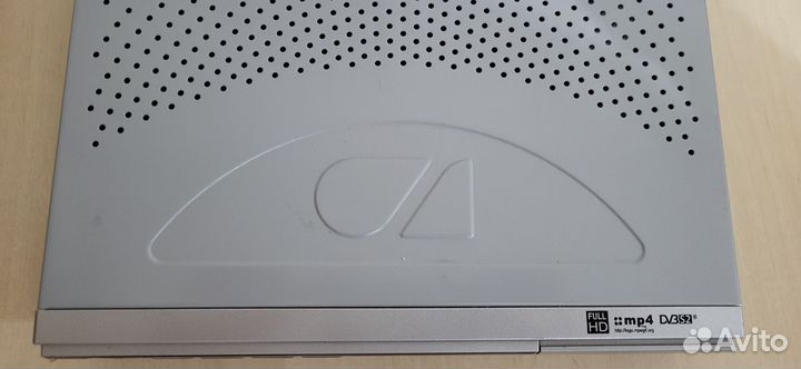 Ресивер триколор GS U510