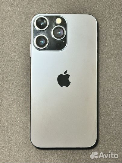 iPhone XR 128 гб в корпусе 15 Pro