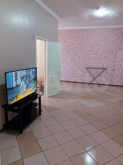 2-к. квартира, 150 м², 1/6 эт.