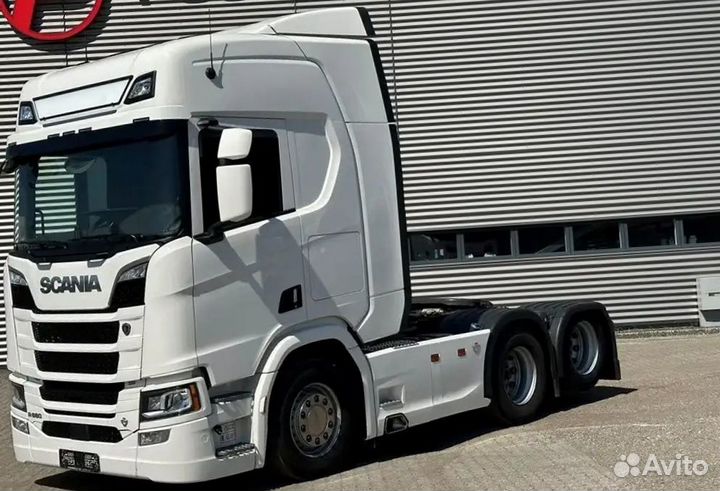 Pазбираем грузовик Scania 6 series с 2016