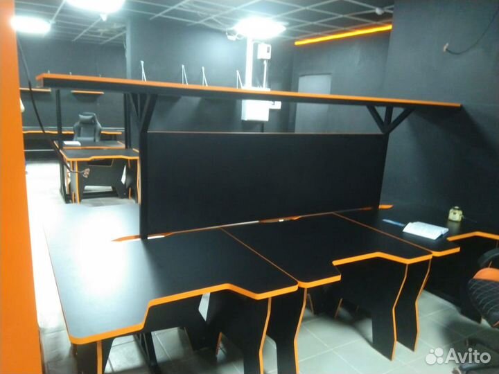 Компьютерные столы