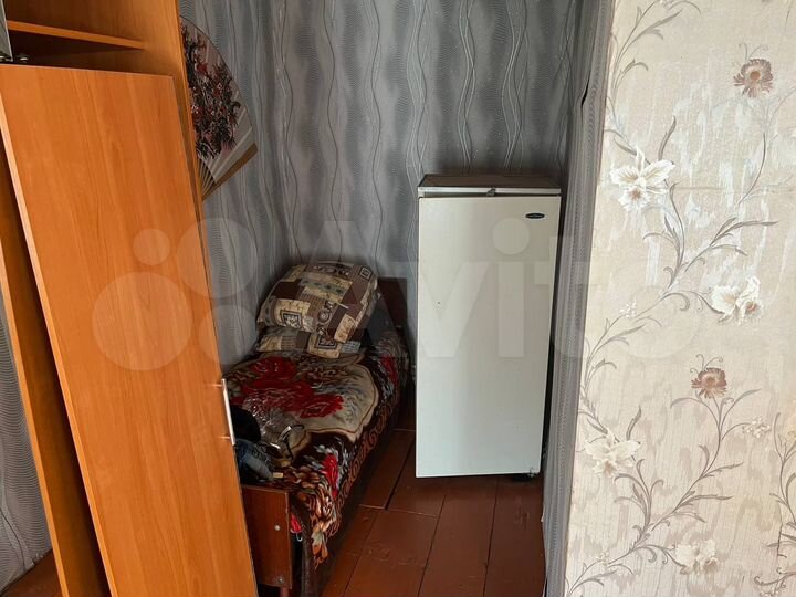 Дом 27,3 м² на участке 6 сот.