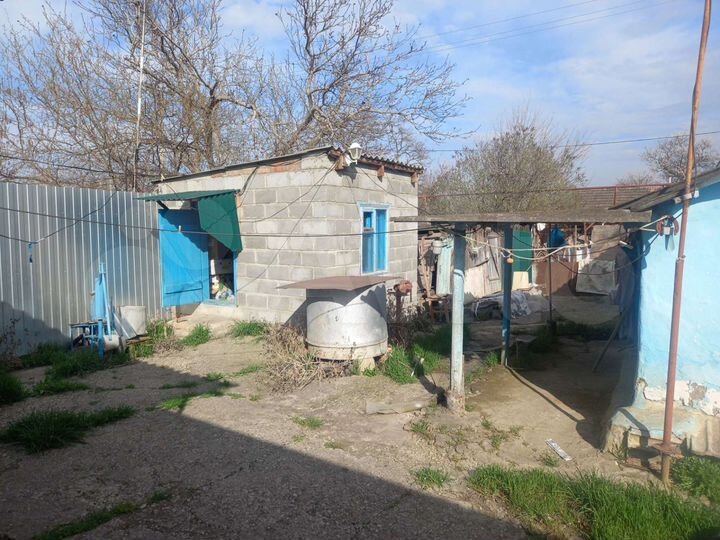 Дом 35 м² на участке 10 сот.