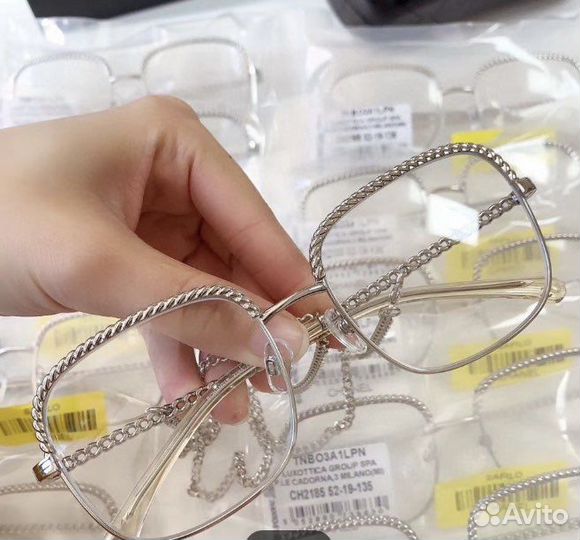 Новая оправа под Channel с цепочкой