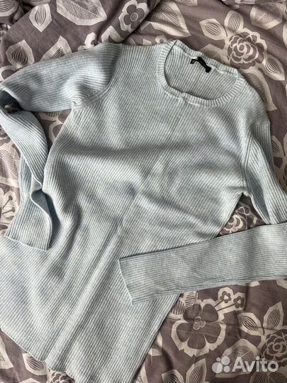 Лонгслив голубой