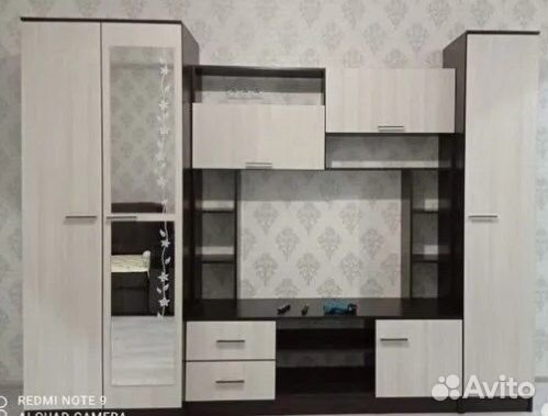 Стенка горка в гостиную