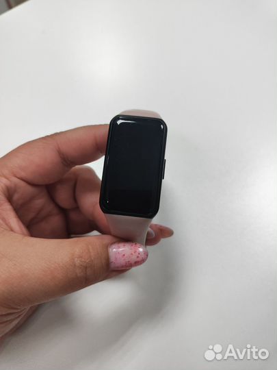 Смарт часы honor band 6
