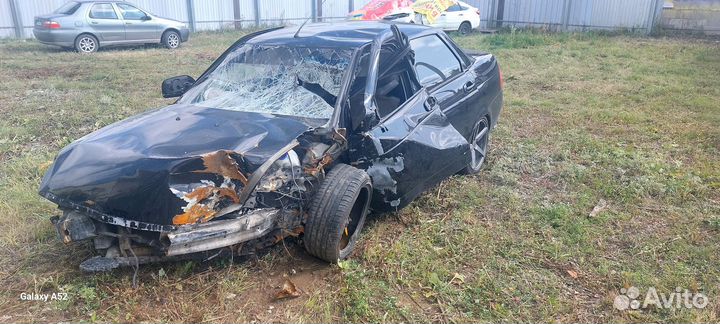 LADA priora седан Разбор