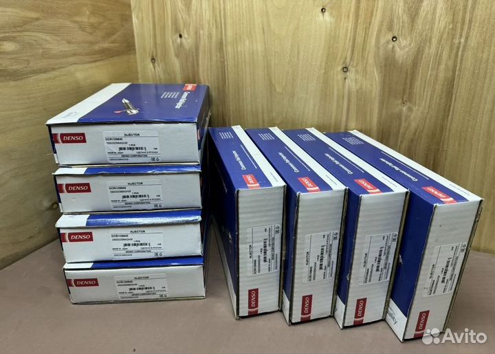 Форсунка Land Cruiser 200 4.5 095000-9840