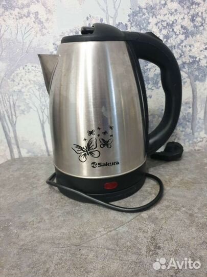 Чайник электрический нерабочий 2 штуки