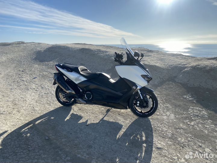 Yamaha Tmax 6 поколение