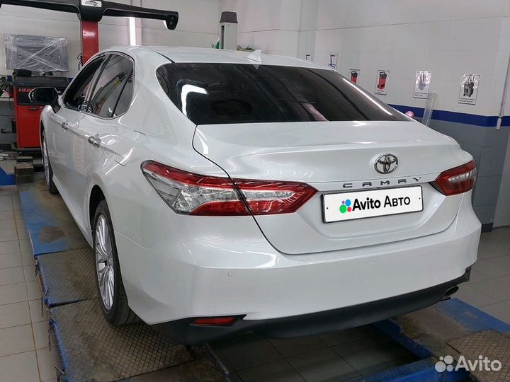 Toyota Camry 2.5 AT, 2020, 76 000 км