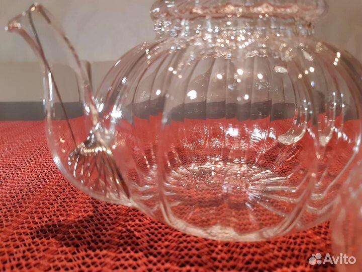 Чайник заварочный 800 мл+ 2 чашечки с двойн.стенк