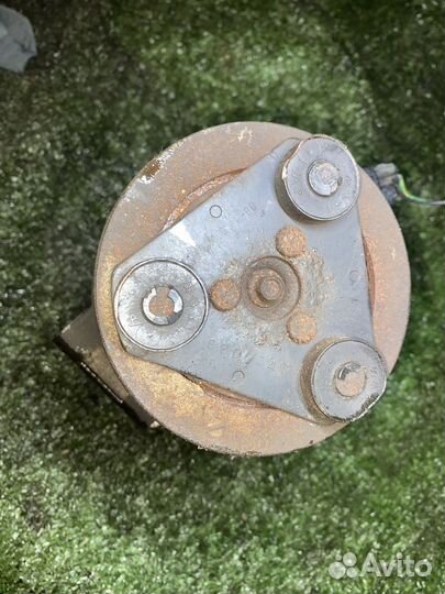 Компрессор кондиционера Ford Focus