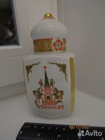 Фарфор вербилки чайницы, штоф, подсвечник