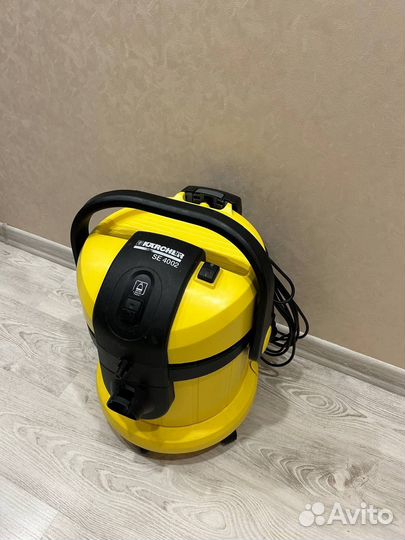 Моющий пылесос Karcher SE4002