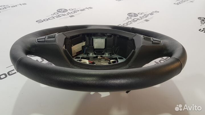 Руль BMW 5 F10 F11 6102240