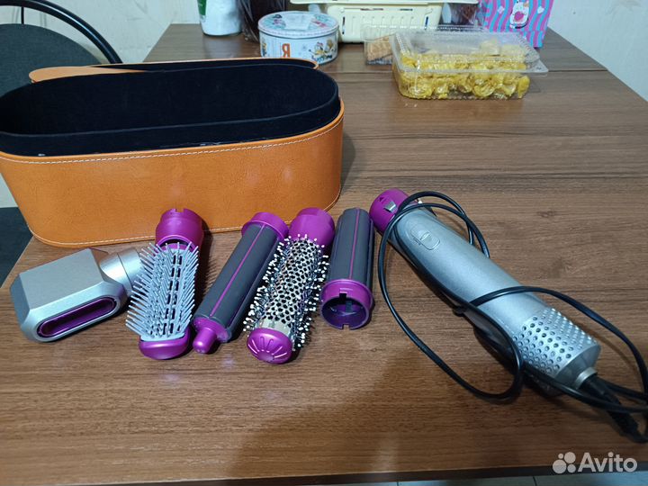 Фен Dyson реплика