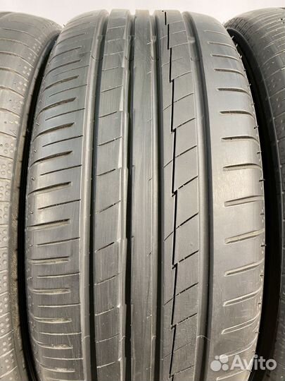 Yokohama BluEarth AE50 215/55 R17 90V