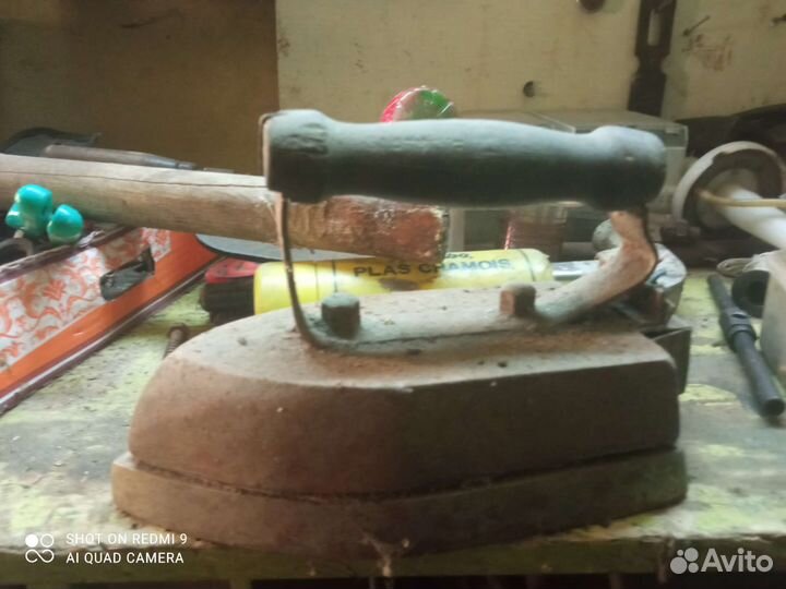 Утюг старый