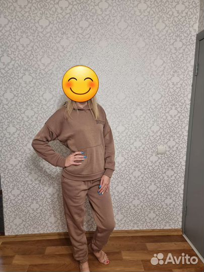 Костюм спортивный