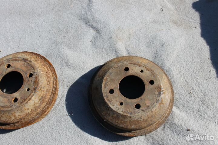Hyundai Accent барабан задний левый.правый