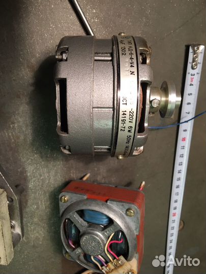 Трансформаторы и двигатели от магнитофонов