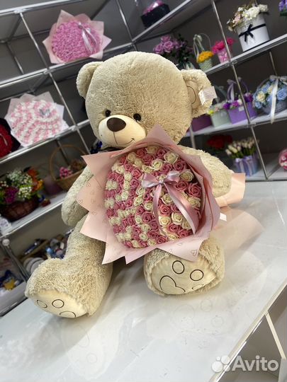 Плюшевый медведь большой