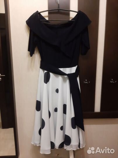 Платье женское 46 48