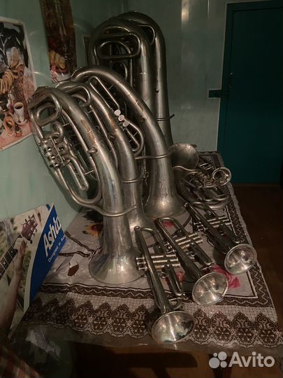 Духовые музыкальные инструменты и барабаны