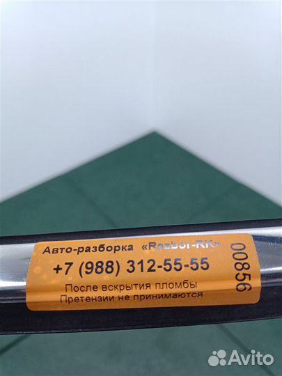 Накладка стекла двери наружная передняя левая