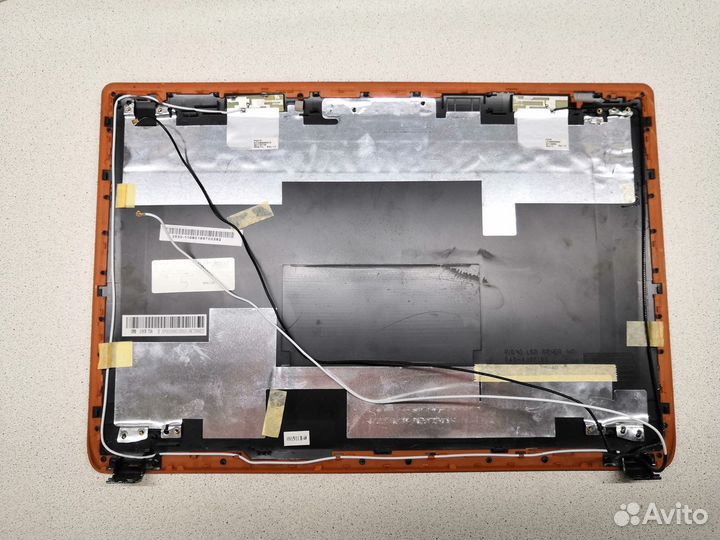 Крышка матрицы для Lenovo Y470