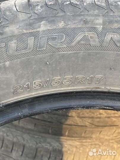 Bridgestone Blizzak LM-80 215/55 R17