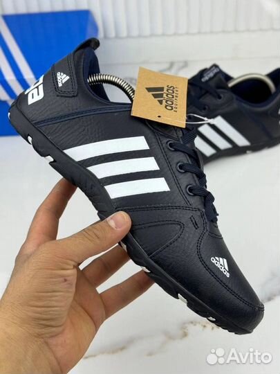 Кроссовки adidas