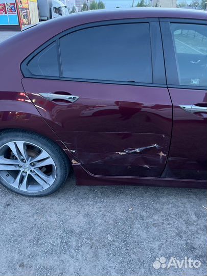 Дверь задняя правая Honda accord 8